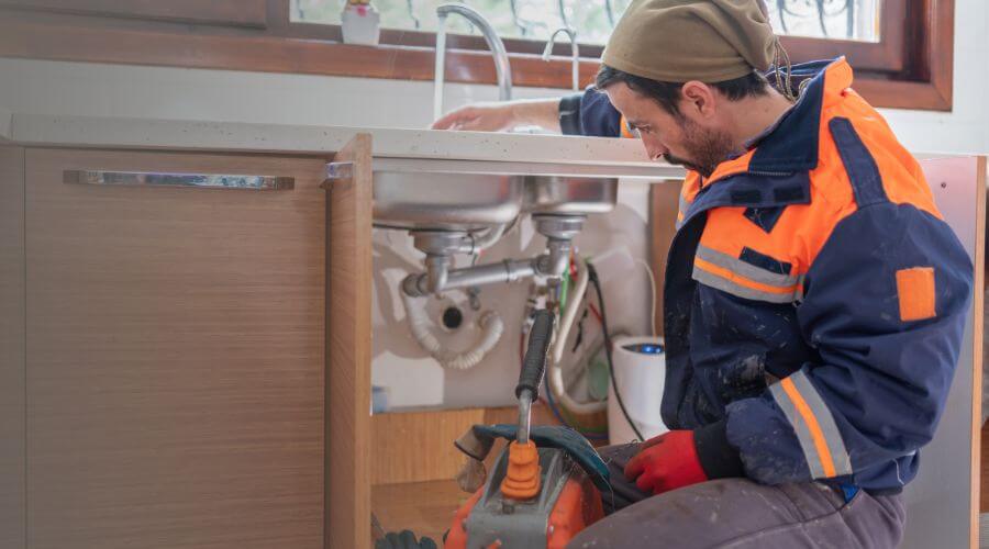 Local water heater installation in Hennepin, IL